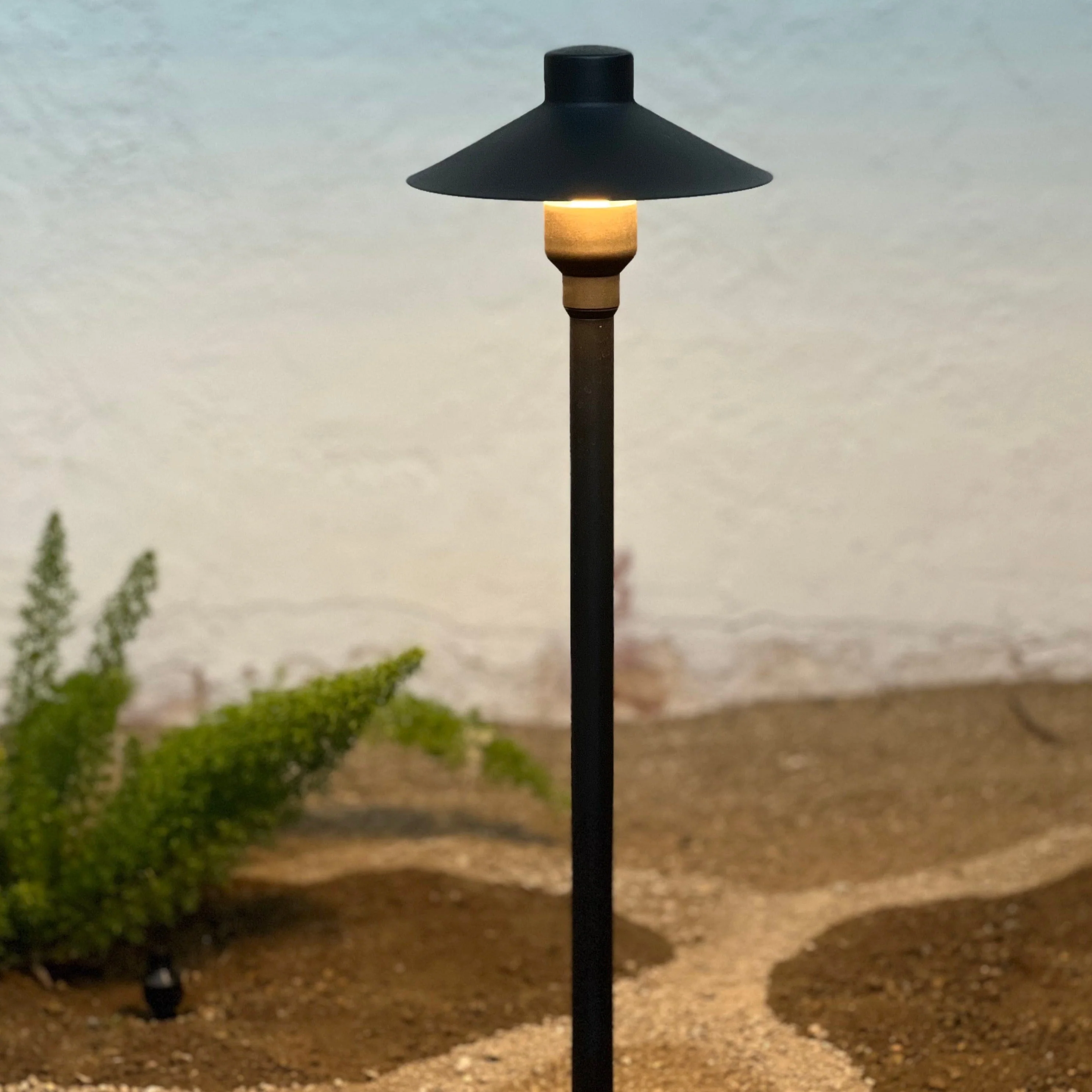 BPLP08 Tulay BH 18" Black Brass Path Light 4x/8x/12x G4 2W Dimmable 2700K Package Low Voltage Landscape Lighting - Image 4
