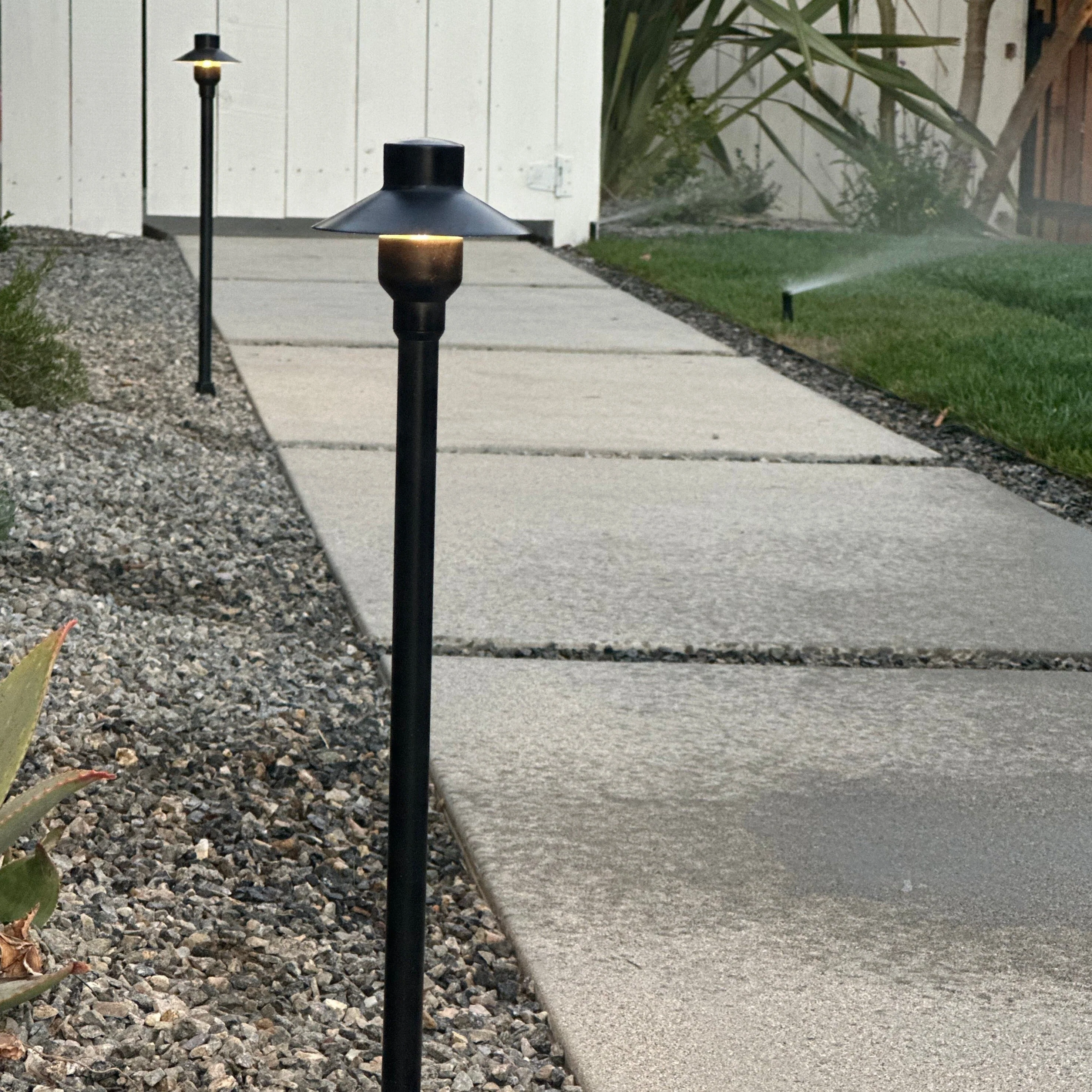 BPLP09 Tulay SH 18" Black Brass Path Light 4x/8x/12x G4 2W Dimmable 2700K Package Low Voltage Outdoor Lighting - Image 4